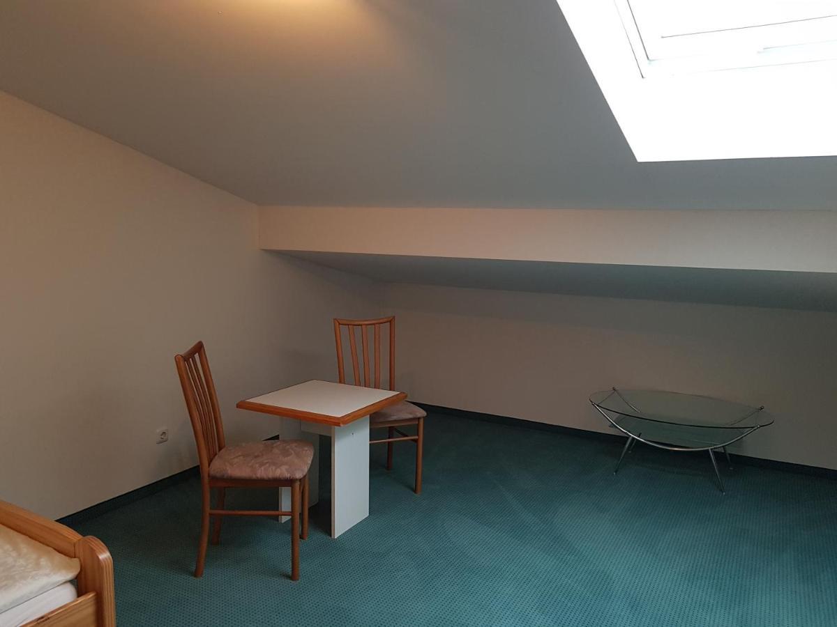 Gasthof S'Schatzkastl Ardagger Markt Exterior foto